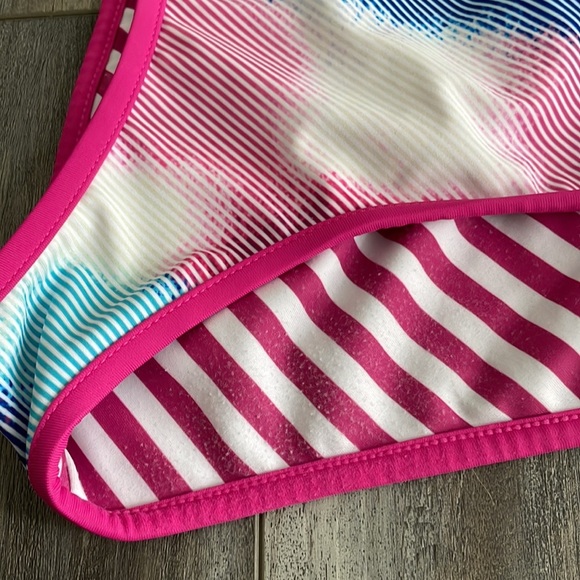 GIRL'S Eddie Bauer Youth Reversible 4 Piece Swim Set Size 10/12 - Picture 9 of 11